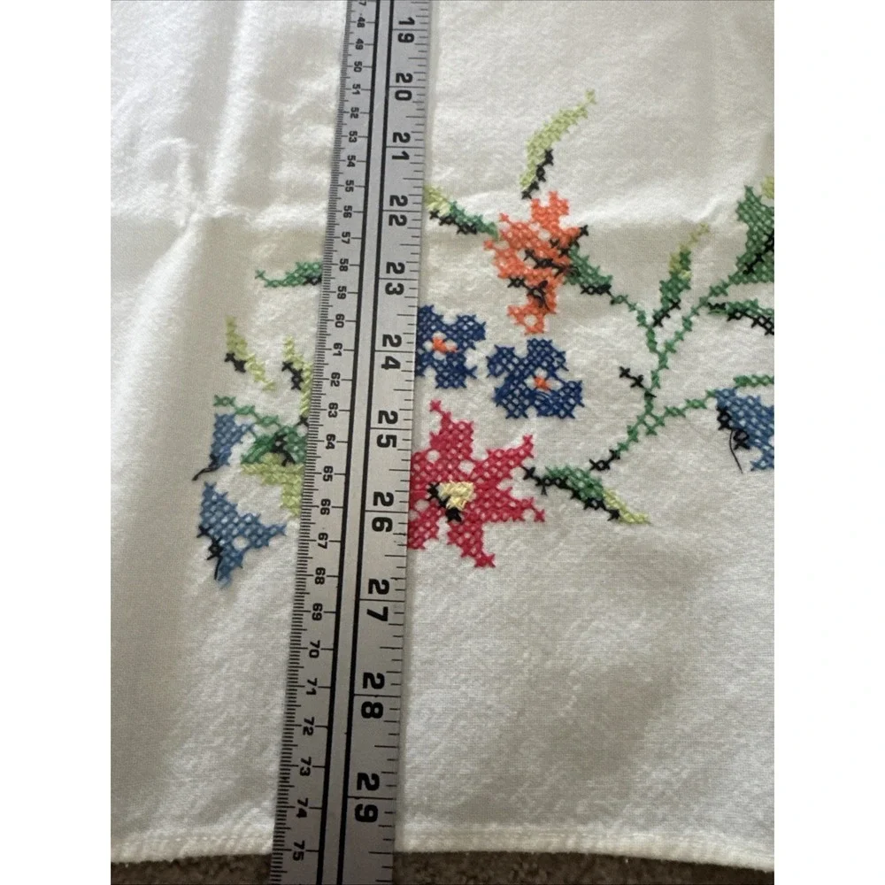 Handmade Kitchen/Dish/Tea Towel Hand Embroidered Floral vintage Granny Core Home